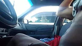 مرد سیاه و سفید می آ ...